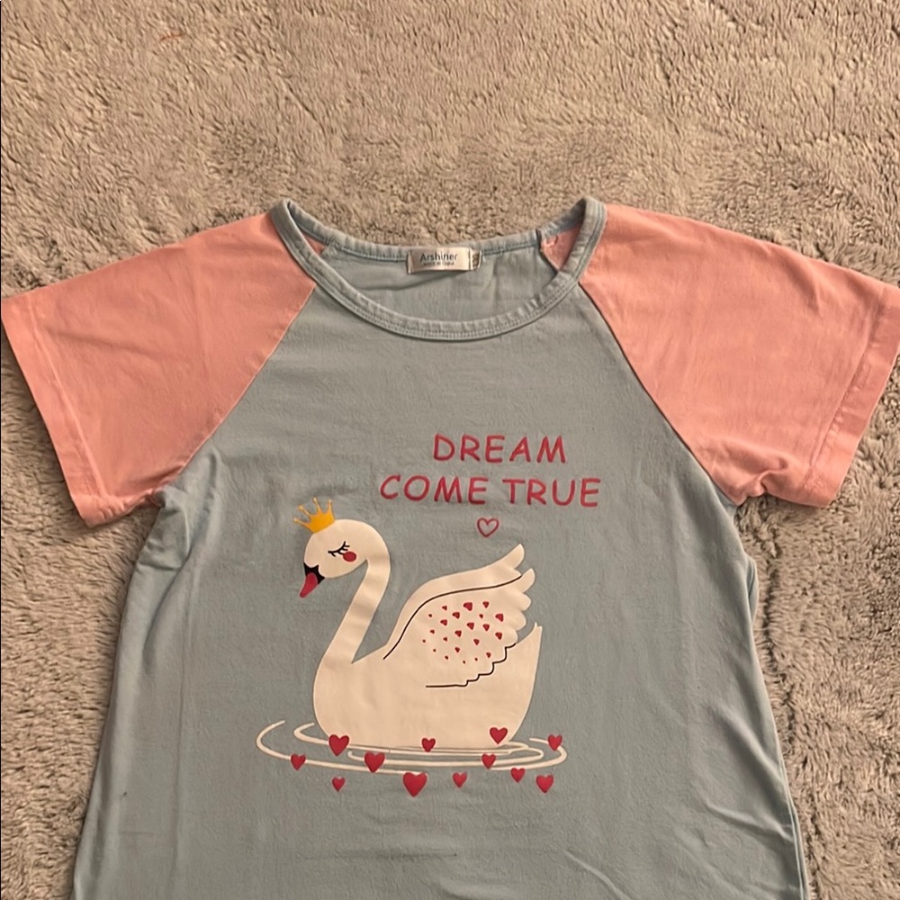 Arshiner Dream Come True Swan Girls Nightgown SZ 130  4-5